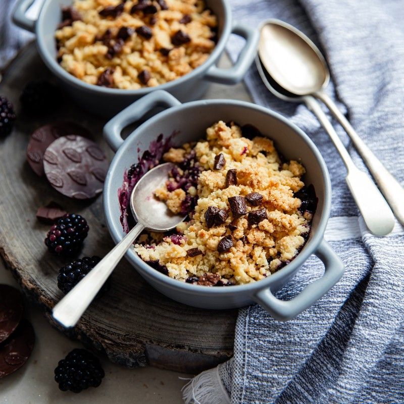 Blackberry and Chocolate Chunk Crumble